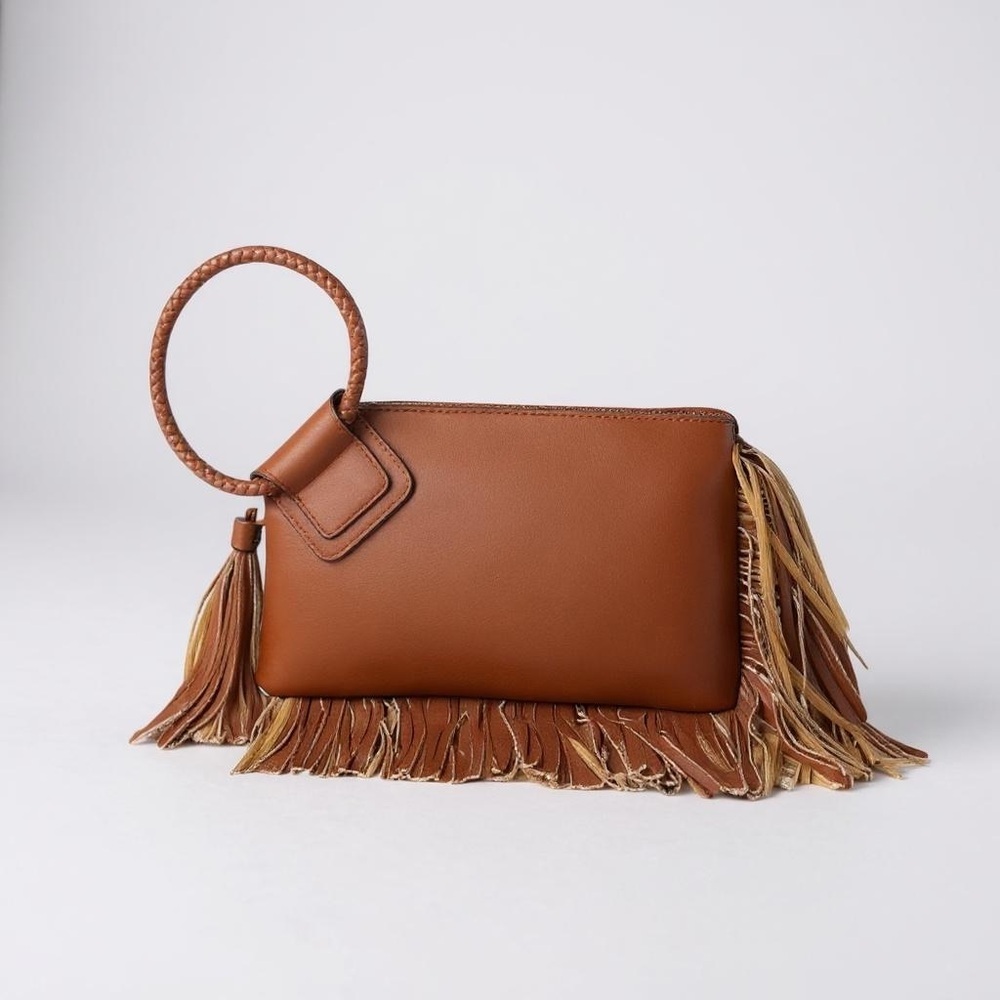 CITY FRINGE CUFF TASSEL WRISTLET CLUTCH PURSE
( Brown )